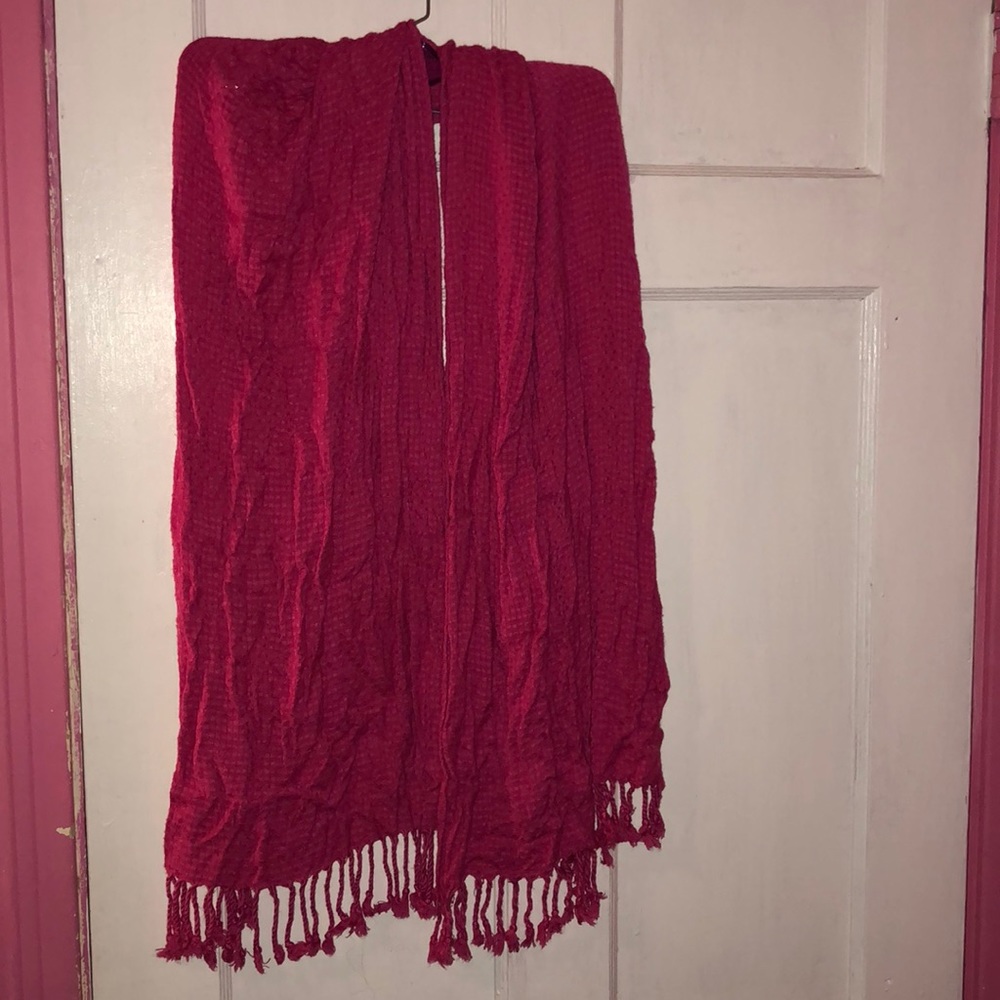 Pink scarf!